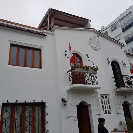 Lima White House Hostel Exterior photo