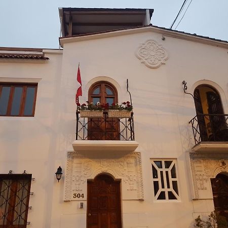Lima White House Hostel Exterior photo